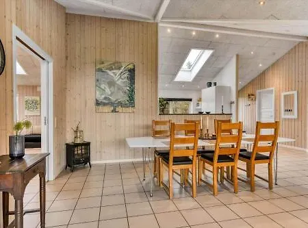 Bv362-blavand-gl-maelkevej-24 Holiday home *