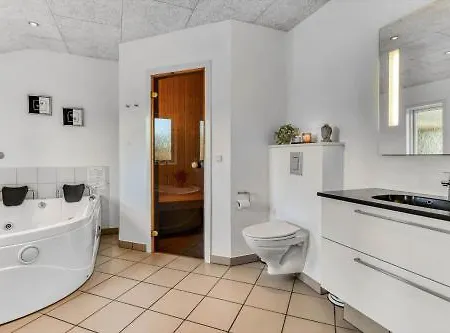Bv362-blavand-gl-maelkevej-24 Holiday home Blavand