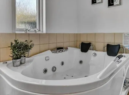 Holiday home Bv362-blavand-gl-maelkevej-24